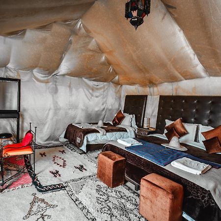 Overnight Luxury Camp เมอร์ซูกา ภายนอก รูปภาพ