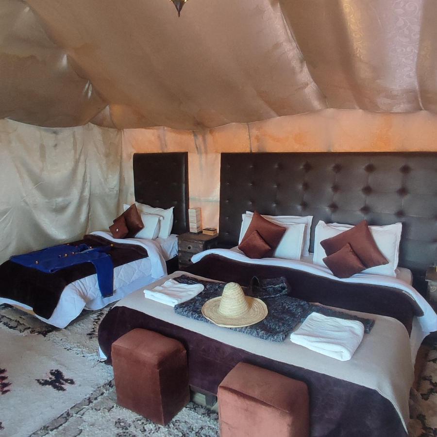 Overnight Luxury Camp เมอร์ซูกา ภายนอก รูปภาพ