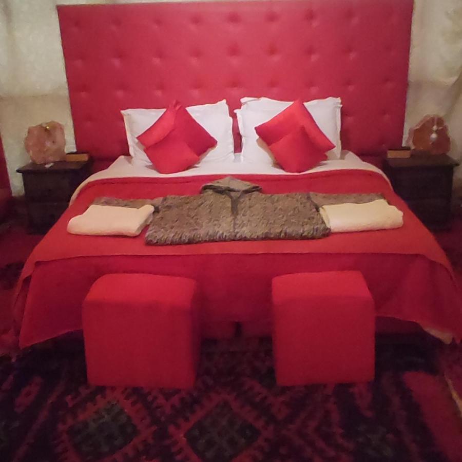Overnight Luxury Camp เมอร์ซูกา ภายนอก รูปภาพ