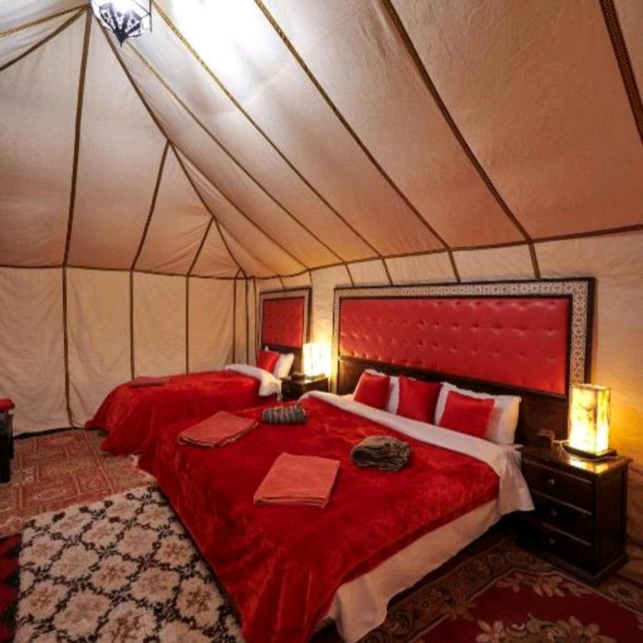 Overnight Luxury Camp เมอร์ซูกา ภายนอก รูปภาพ