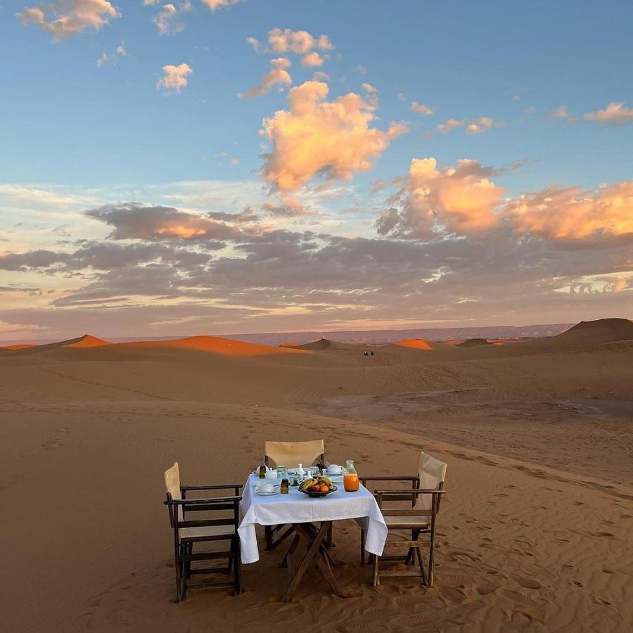 Overnight Luxury Camp เมอร์ซูกา ภายนอก รูปภาพ