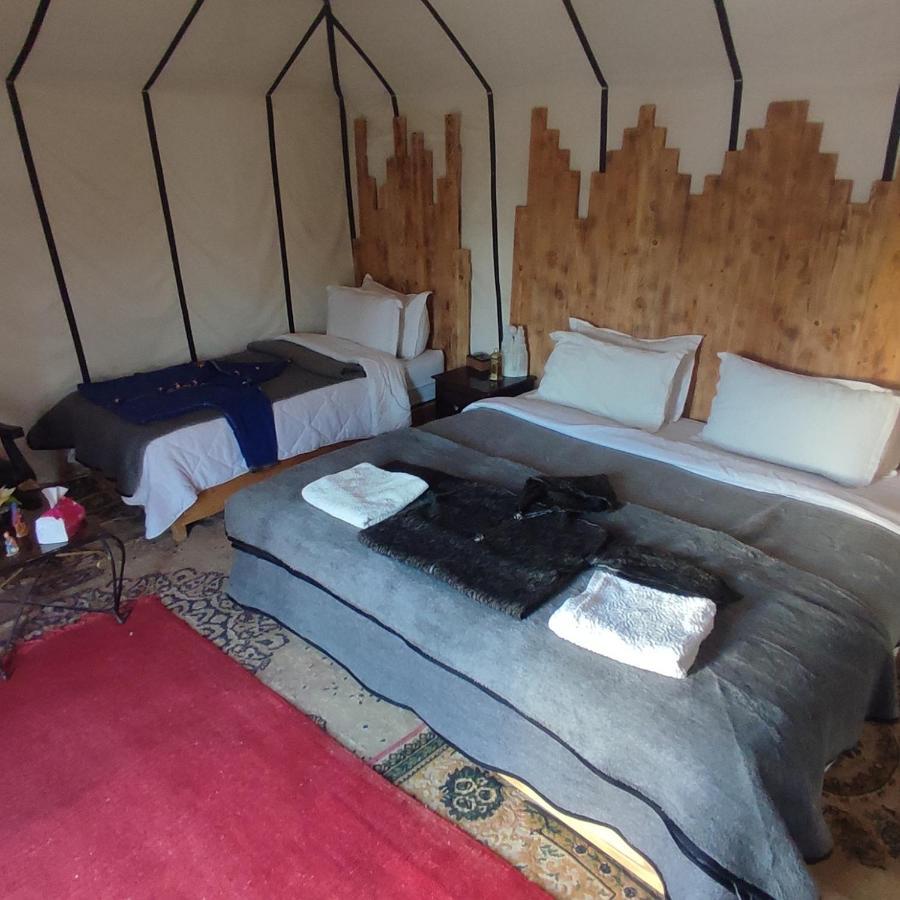 Overnight Luxury Camp เมอร์ซูกา ภายนอก รูปภาพ