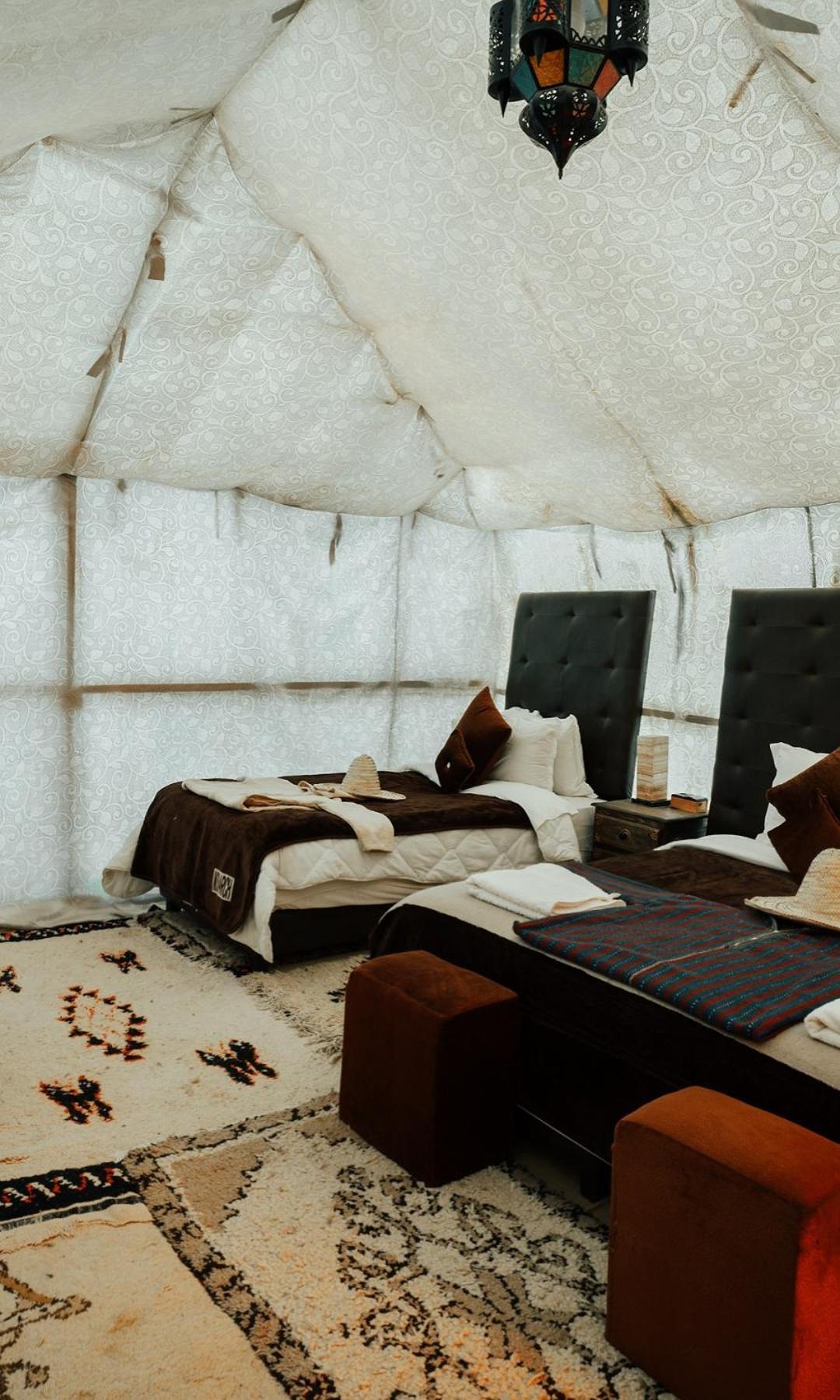 Overnight Luxury Camp เมอร์ซูกา ภายนอก รูปภาพ